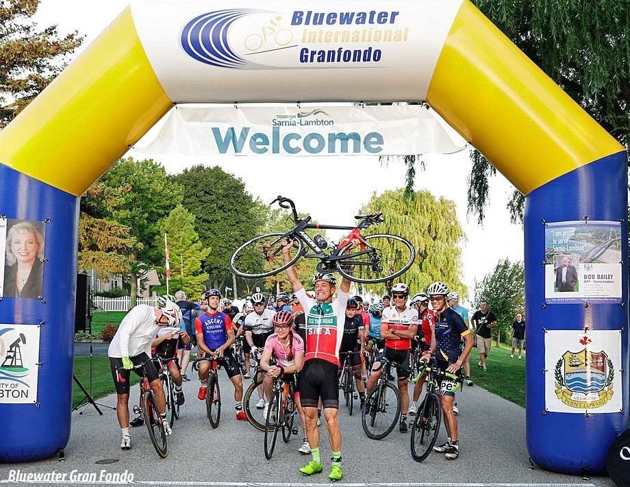 Inflatable Arch for events AskGuy Design to print