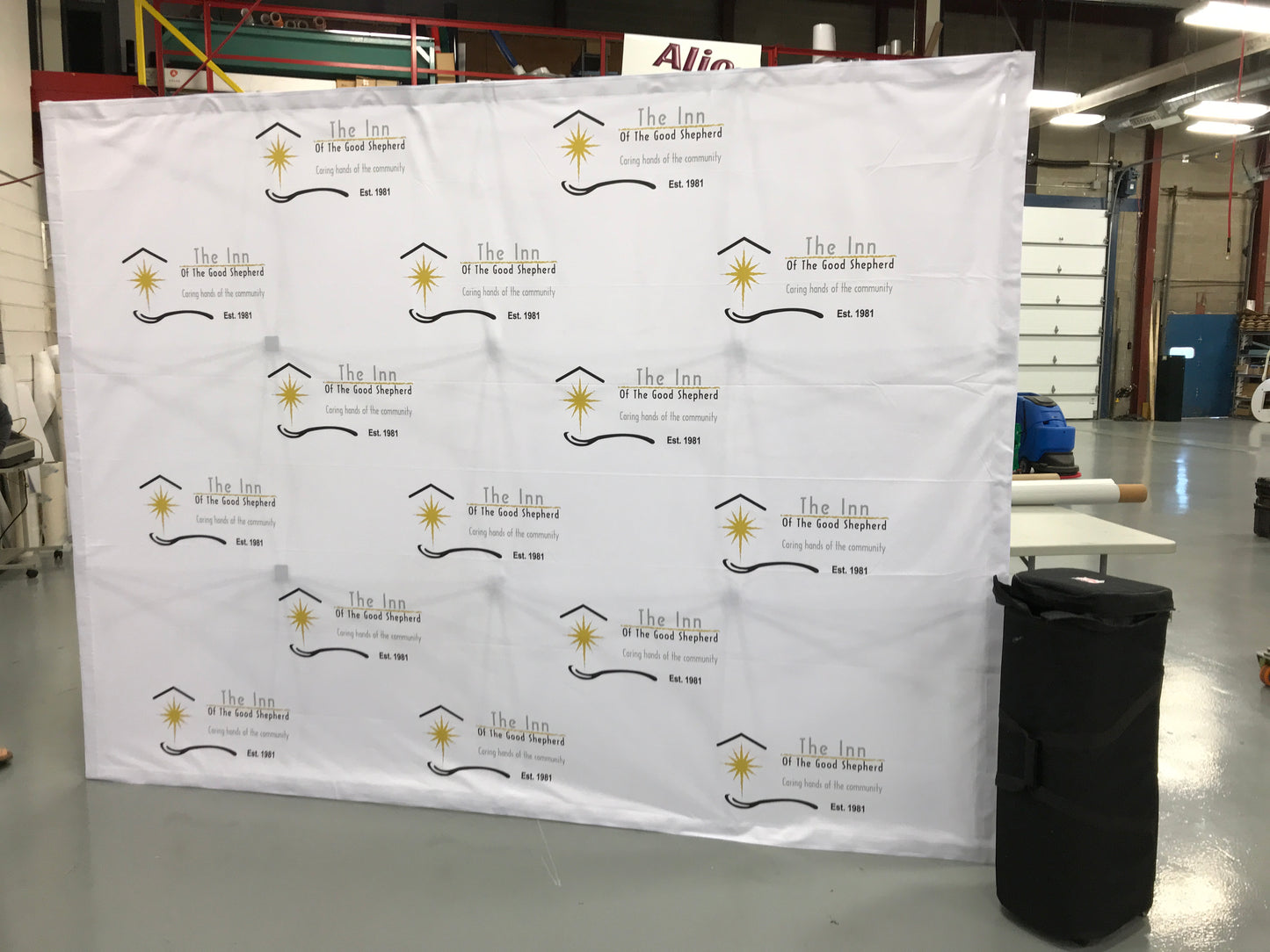 Step and Repeat back-wall AskGuy Design to print